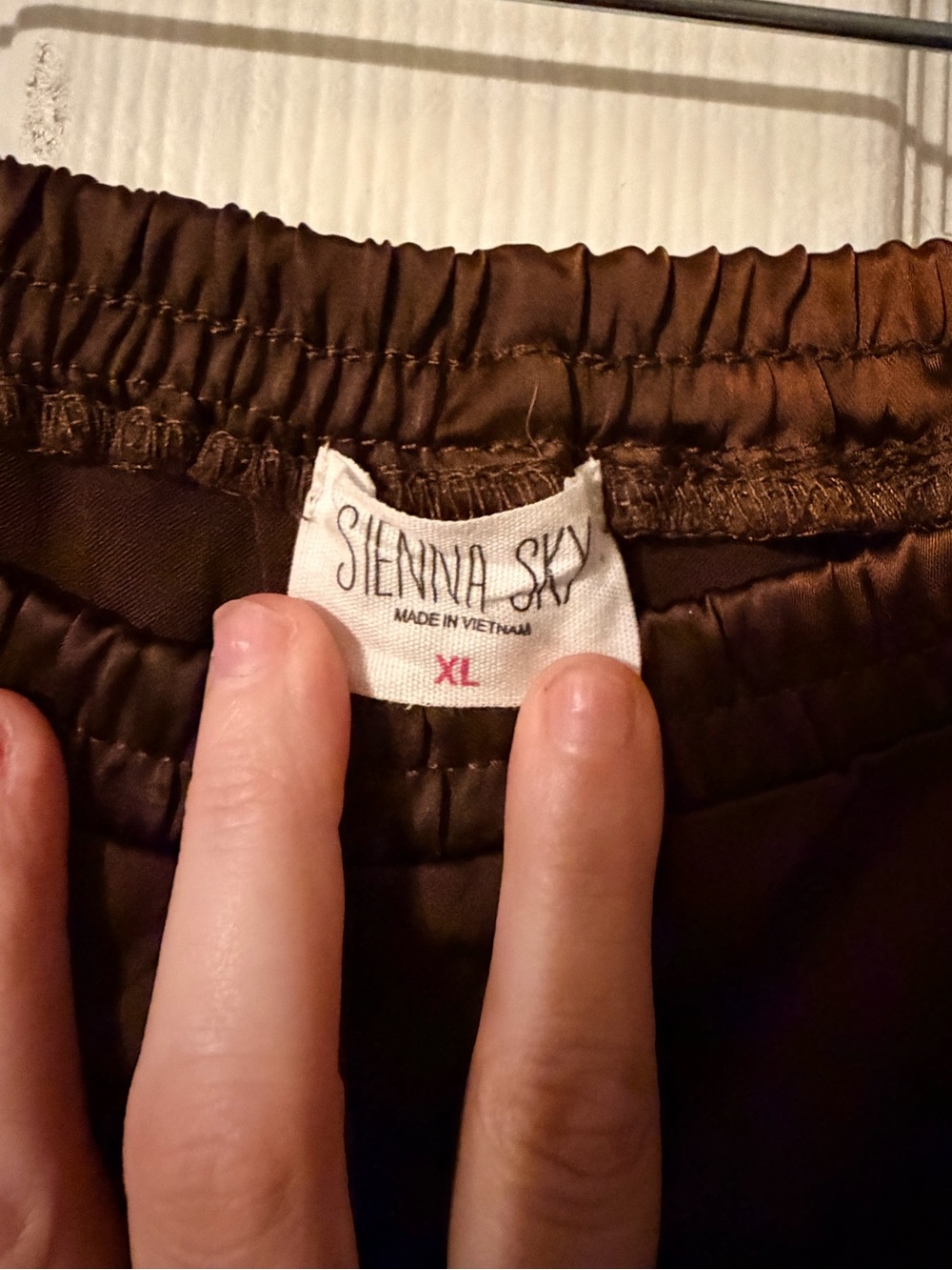 Sienna Sky NWT Chocolate Brown Satin Wide Leg Track Pants XL - Picture 4 of 4